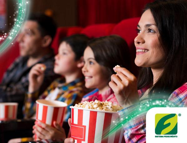 ¡Palomitas, película y a disfrutar!